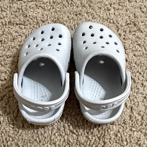 Light grey crocs - Picture 2 of 3